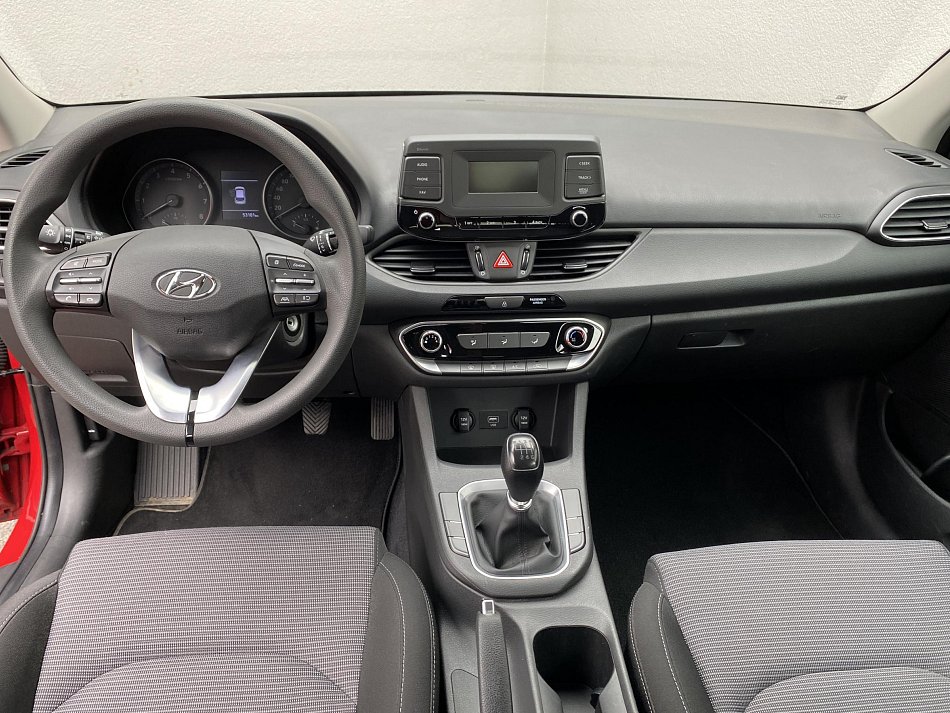 Hyundai I30 1.5 DPI Start