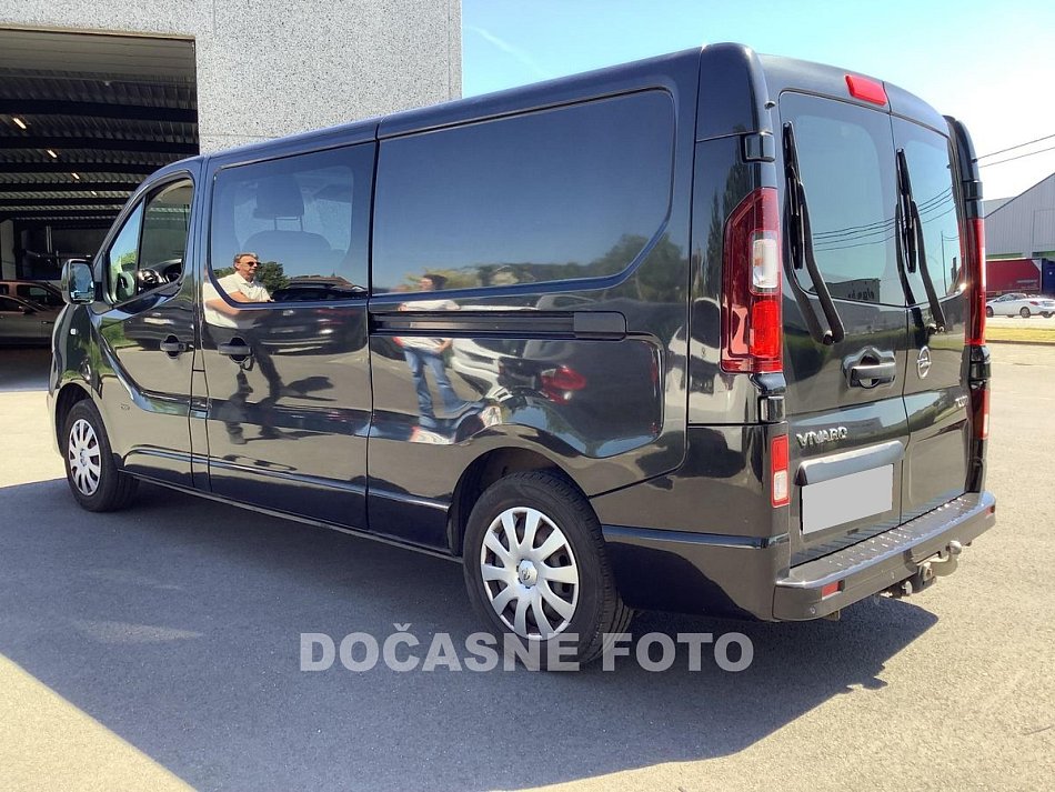 Opel Vivaro 1.6CDTi  L2 5míst