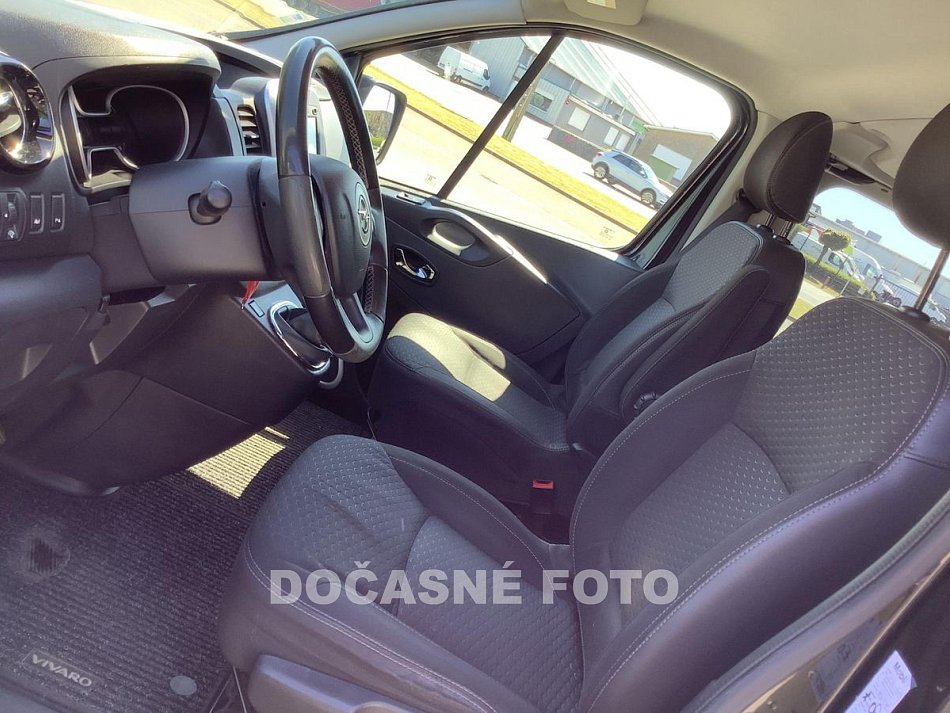 Opel Vivaro 1.6CDTi  L2 5míst