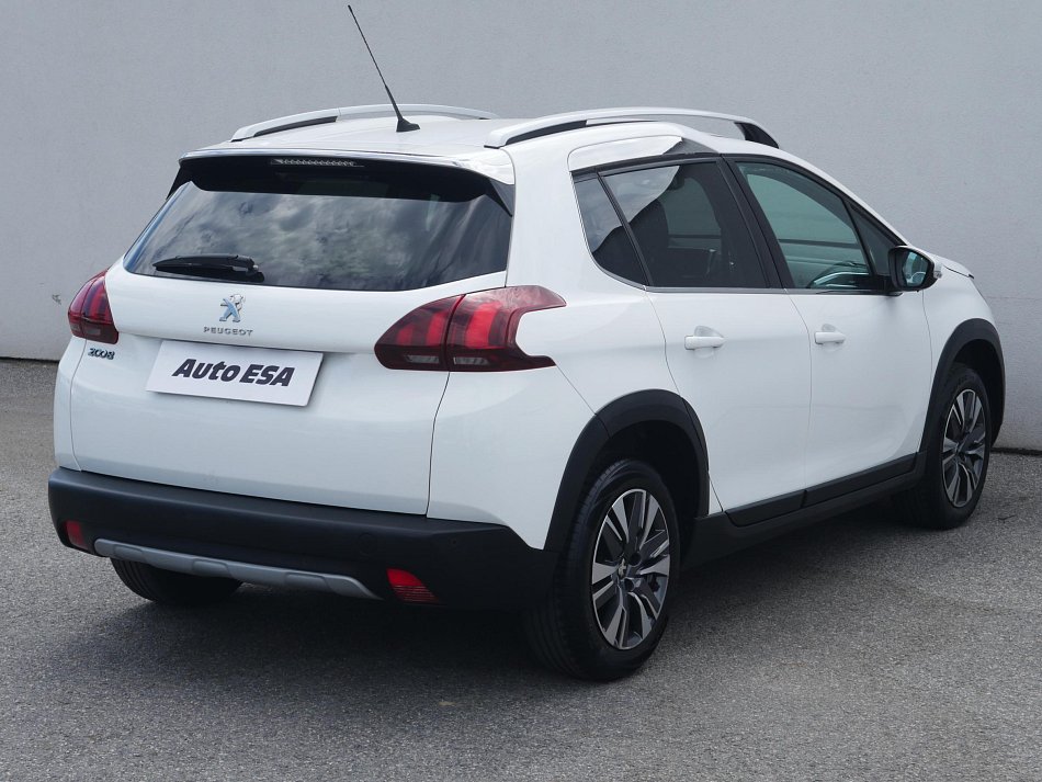 Peugeot 2008 1.2 PT Allure