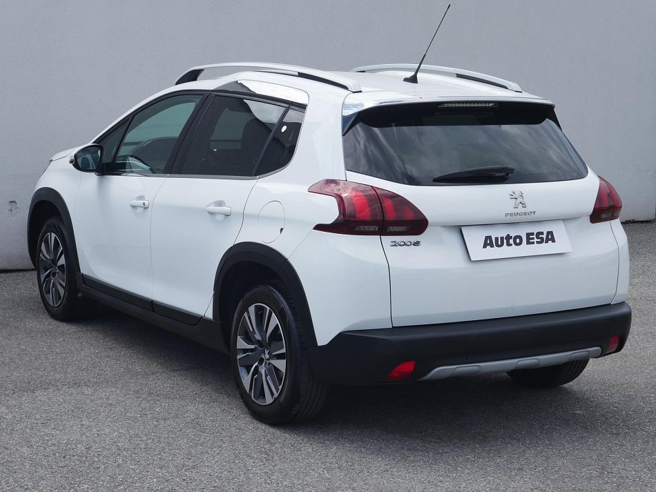 Peugeot 2008 1.2 PT Allure