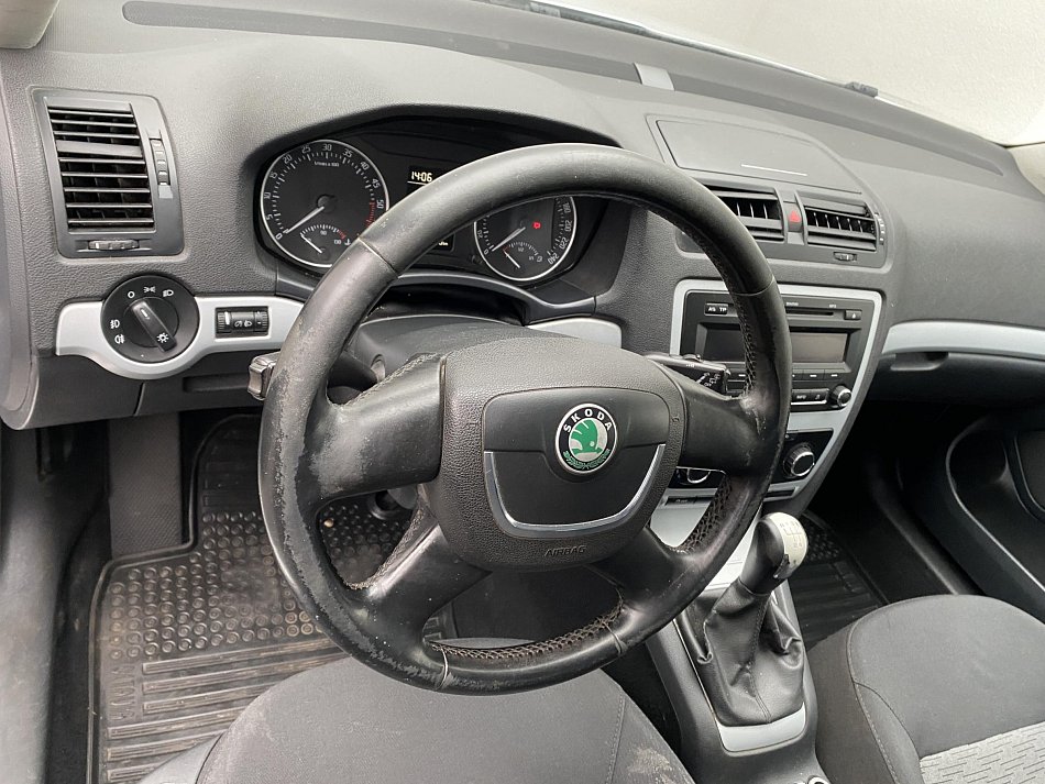 Škoda Octavia II 1.6TDi Ambiente