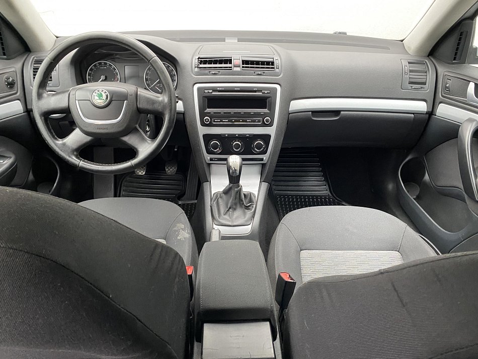 Škoda Octavia II 1.6TDi Ambiente
