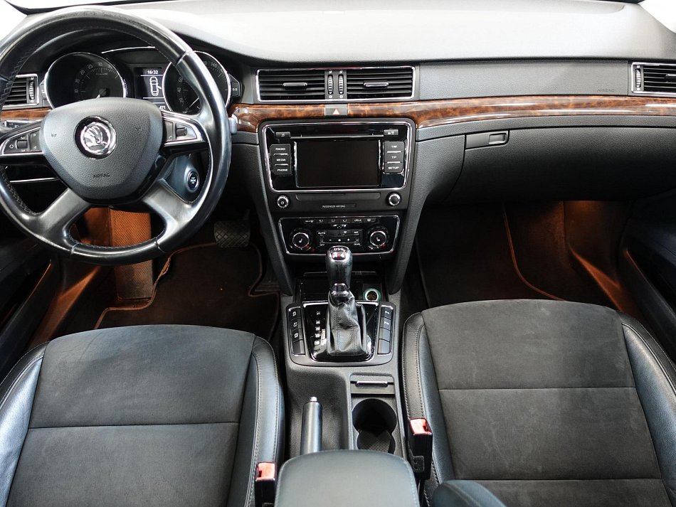 Škoda Superb II 2.0 TDi  4x4