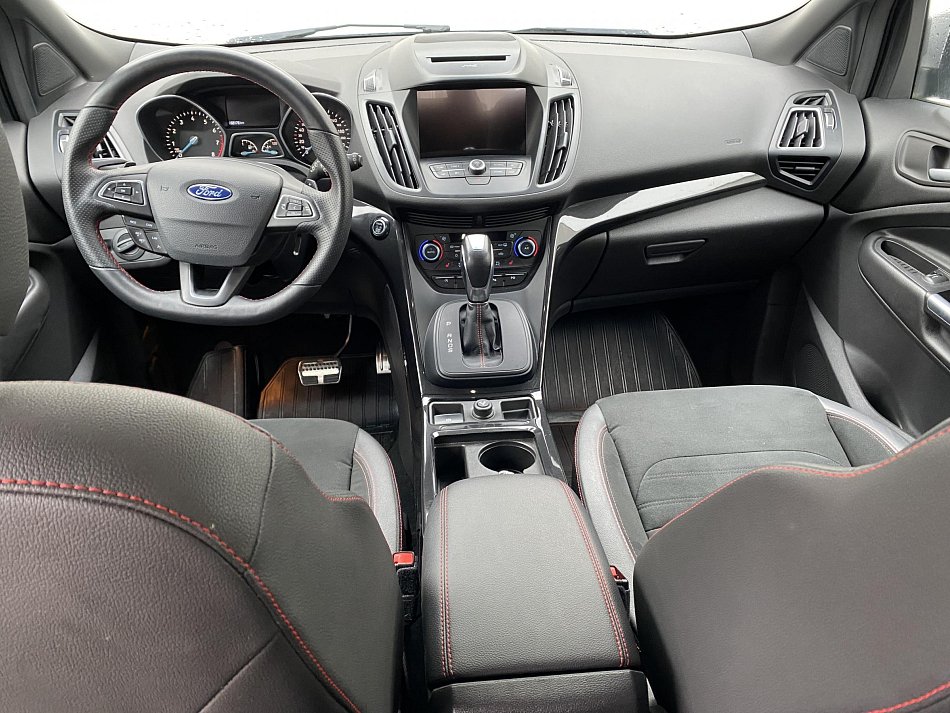 Ford Kuga 1.5EB ST-Line AWD