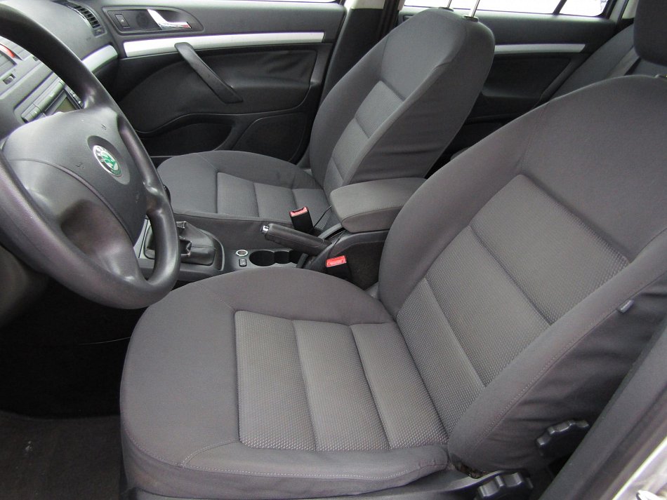 Škoda Octavia II 1.9TDi Ambiente