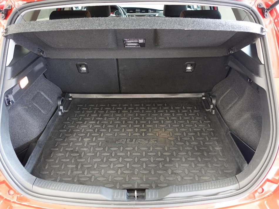 Toyota Auris 1.6i 