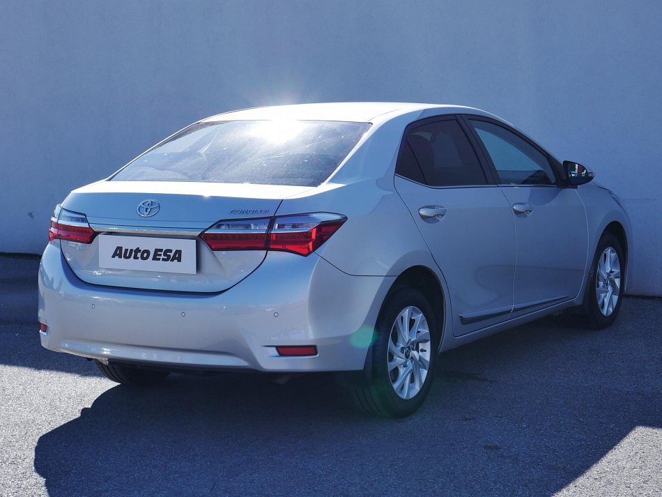 Toyota Corolla 1.6 VVT-i 