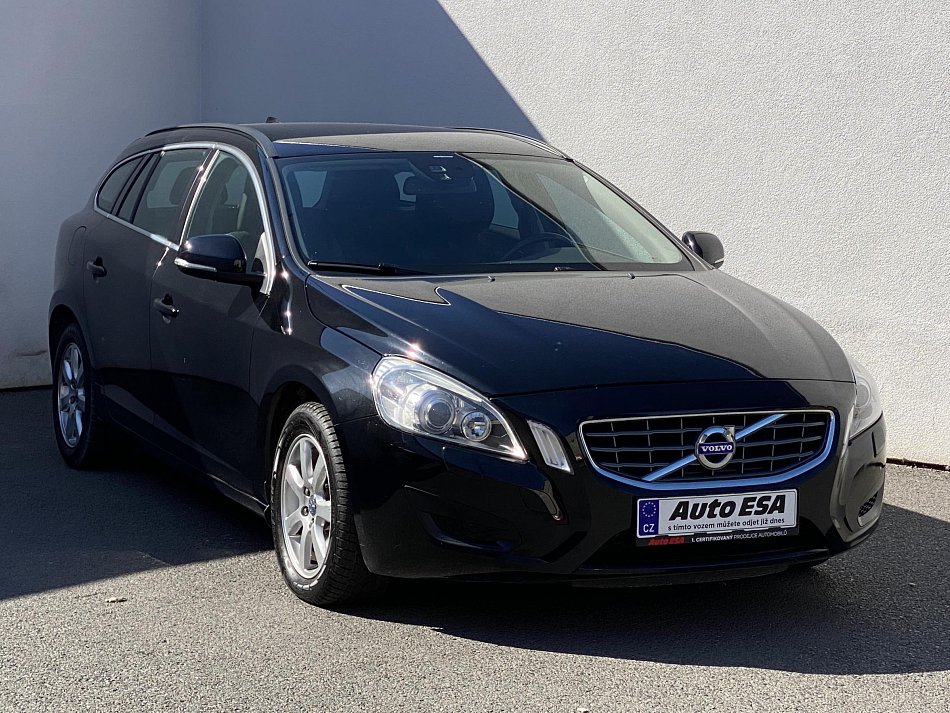 Volvo V60 2.0 D Momentum