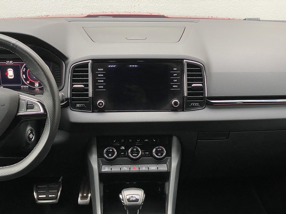 Škoda Karoq 1.5 TSI SportLine