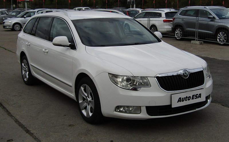 Škoda Superb II 2.0 TDi Ambition