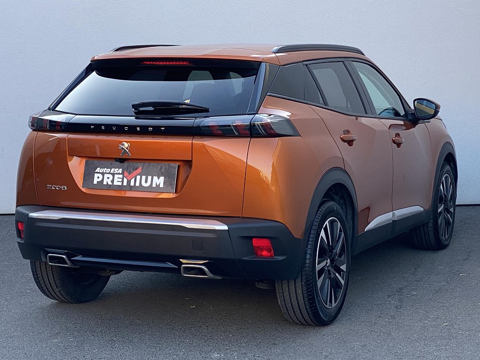 Peugeot 2008 1.2 PT Allure