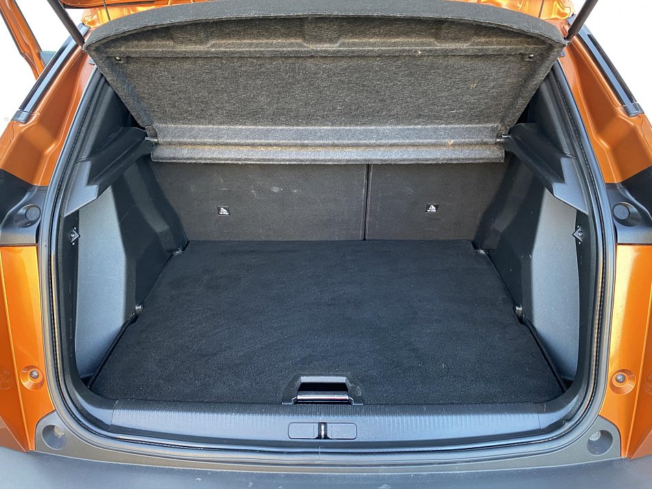 Peugeot 2008 1.2 PT Allure