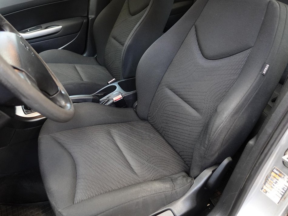 Peugeot 308 1.4 VTTi 