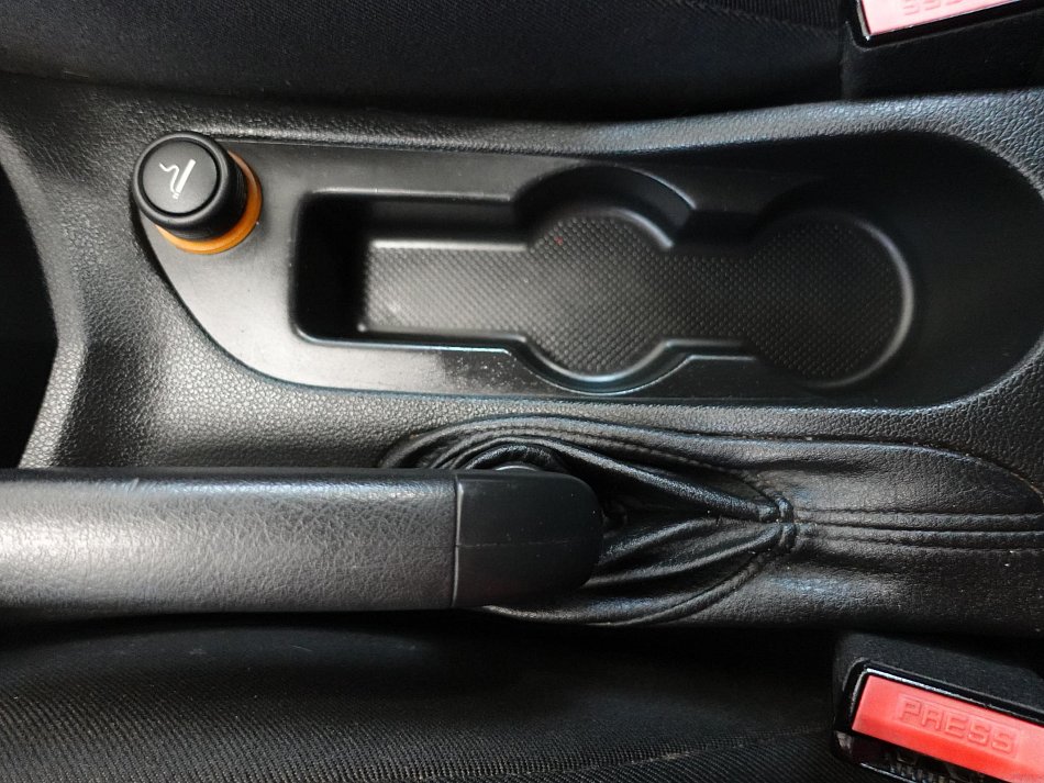 Peugeot 308 1.4 VTTi 