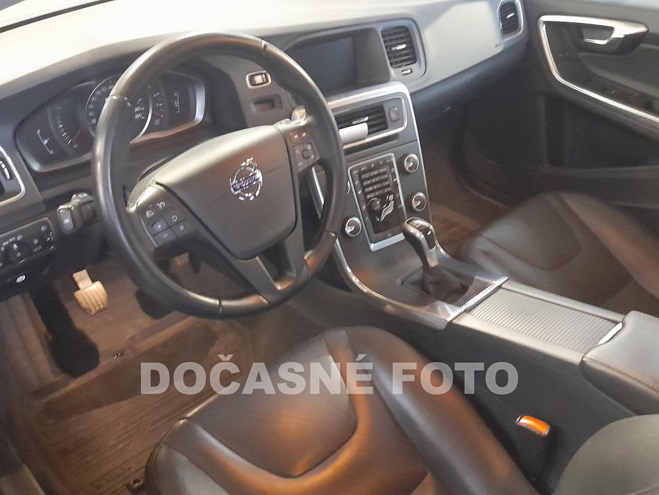 Volvo V60 2.0 