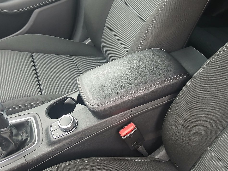 Mercedes-Benz Třída B 1.6i 