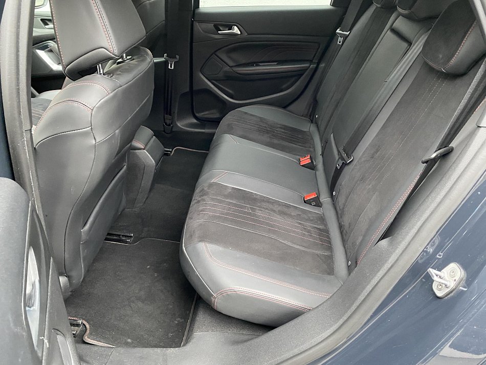 Peugeot 308 2.0 HDi GT