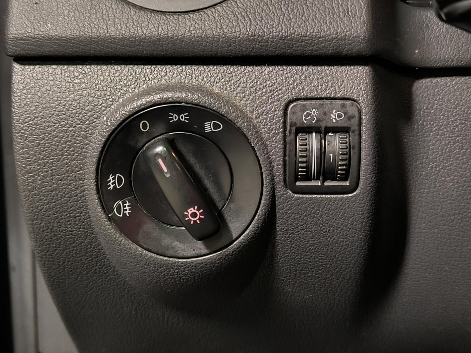 Volkswagen Golf Plus 1.6 MPi 