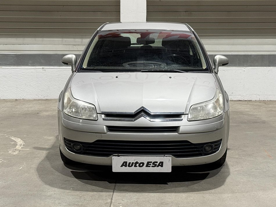 Citroën C4 1.4i 