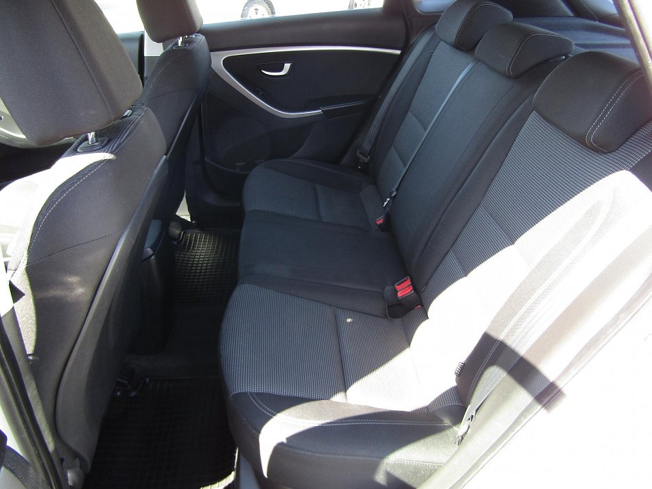 Hyundai I30 1.6 CRDi 