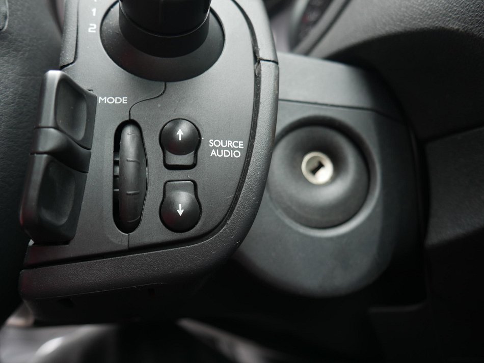 Renault Clio 1.6 i 