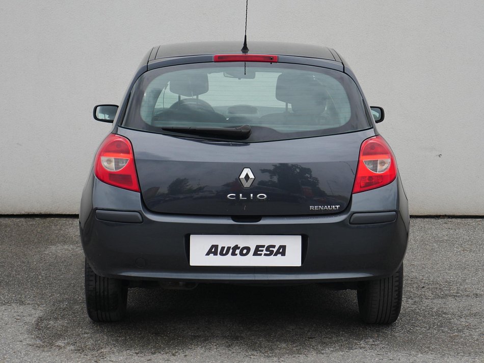 Renault Clio 1.6 i 