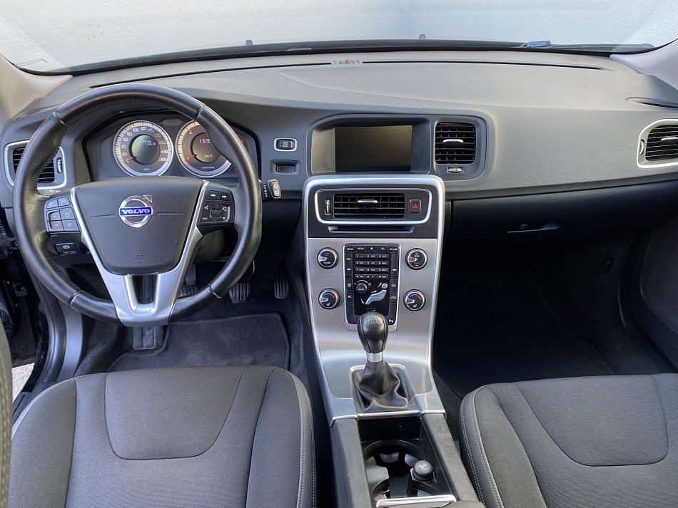 Volvo V60 2.0 D Momentum