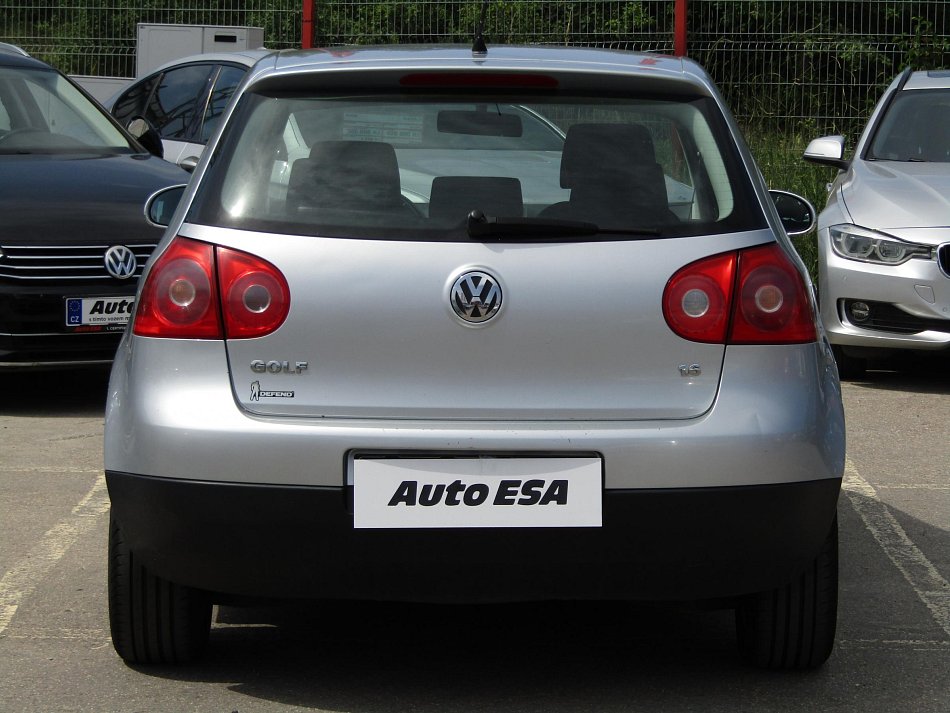 Volkswagen Golf 1.6i 