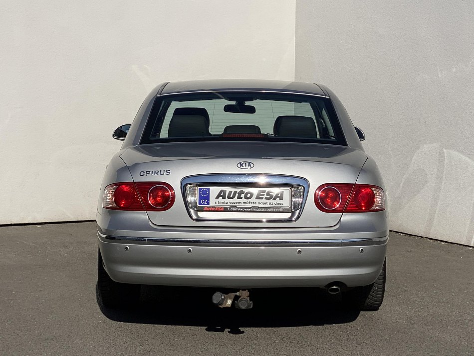 Kia OPIRUS 3.5 V6 