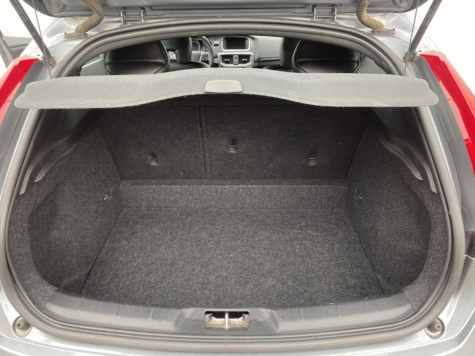 Volvo V40 2.0d 