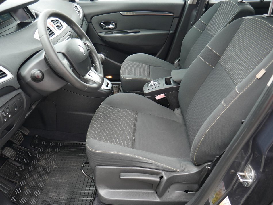 Renault Scénic 1.5 DCi 