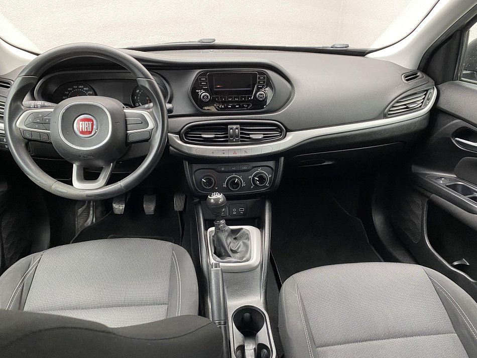 Fiat Tipo 1.4i Pop