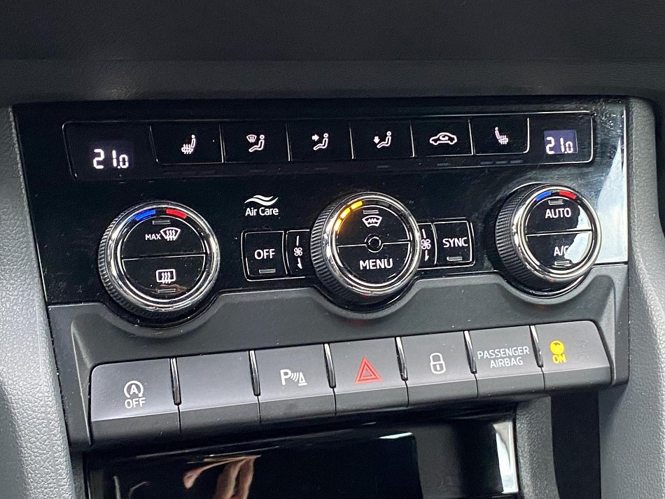 Škoda Karoq 1.5 TSI SportLine
