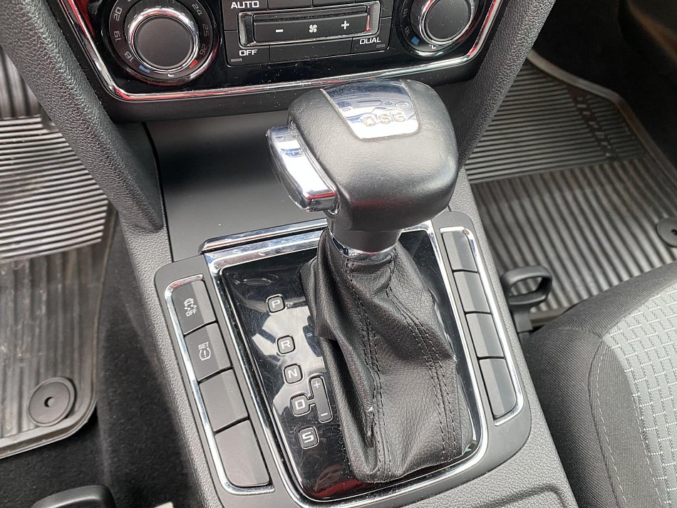 Škoda Superb II 2.0 TDi Ambition