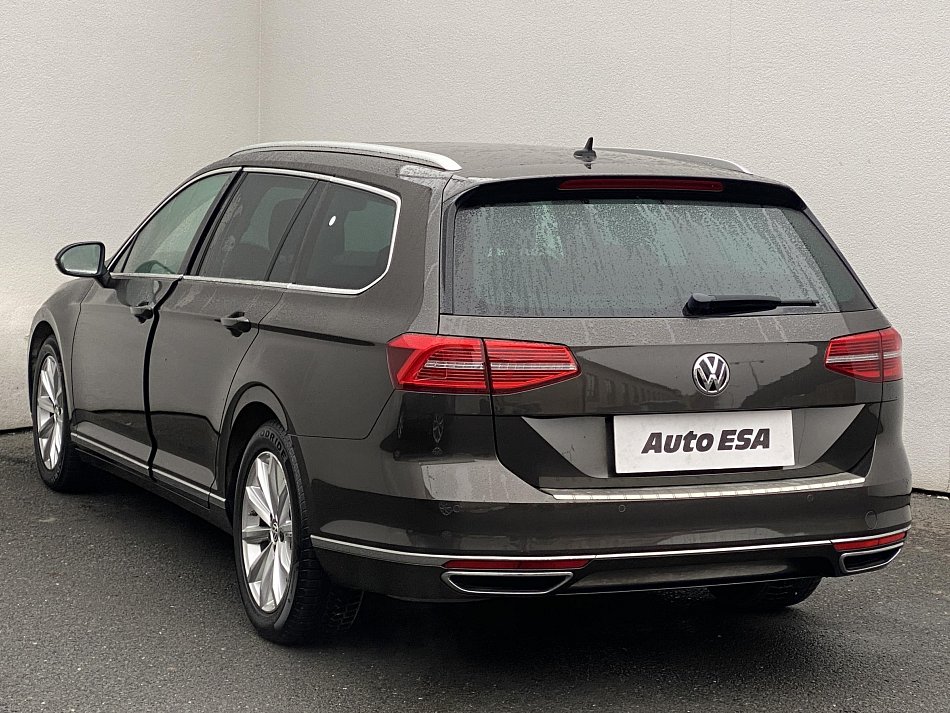 Volkswagen Passat 2.0 TDi Highline
