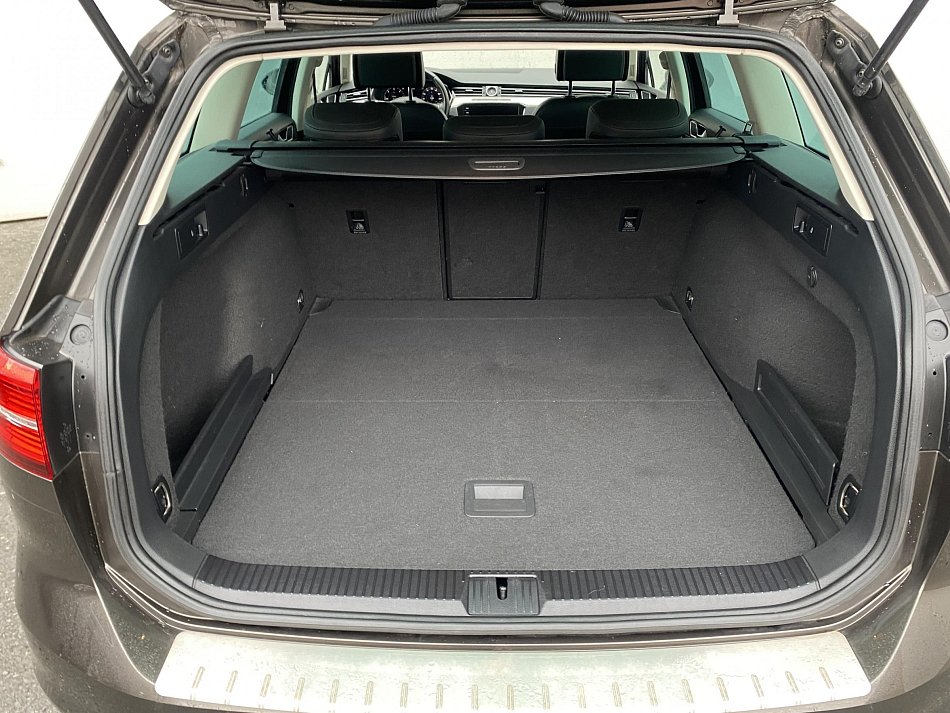 Volkswagen Passat 2.0 TDi Highline