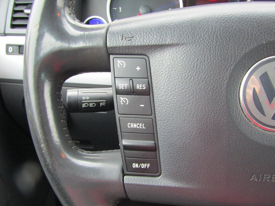 Volkswagen Touareg 3.0TDI  4x4