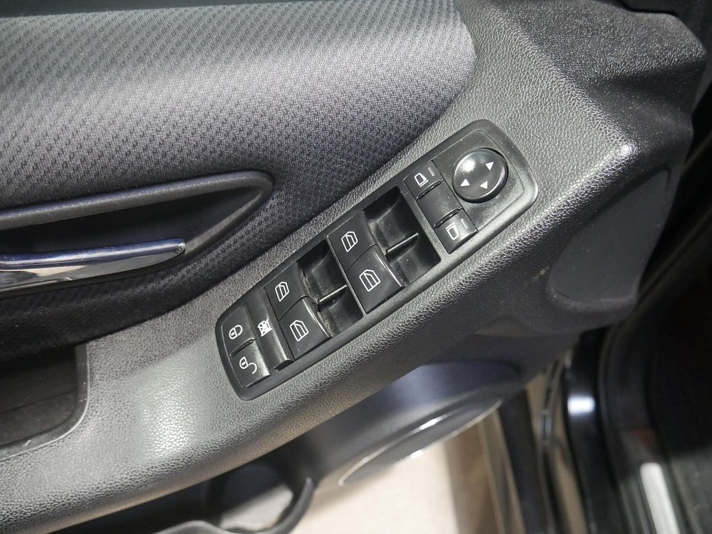 Mercedes-Benz Třída B 1.7  B 180