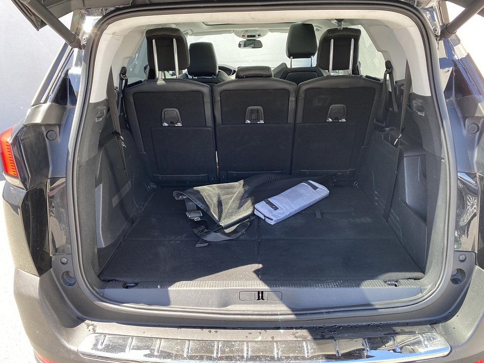 Peugeot 5008 1.2PT Allure