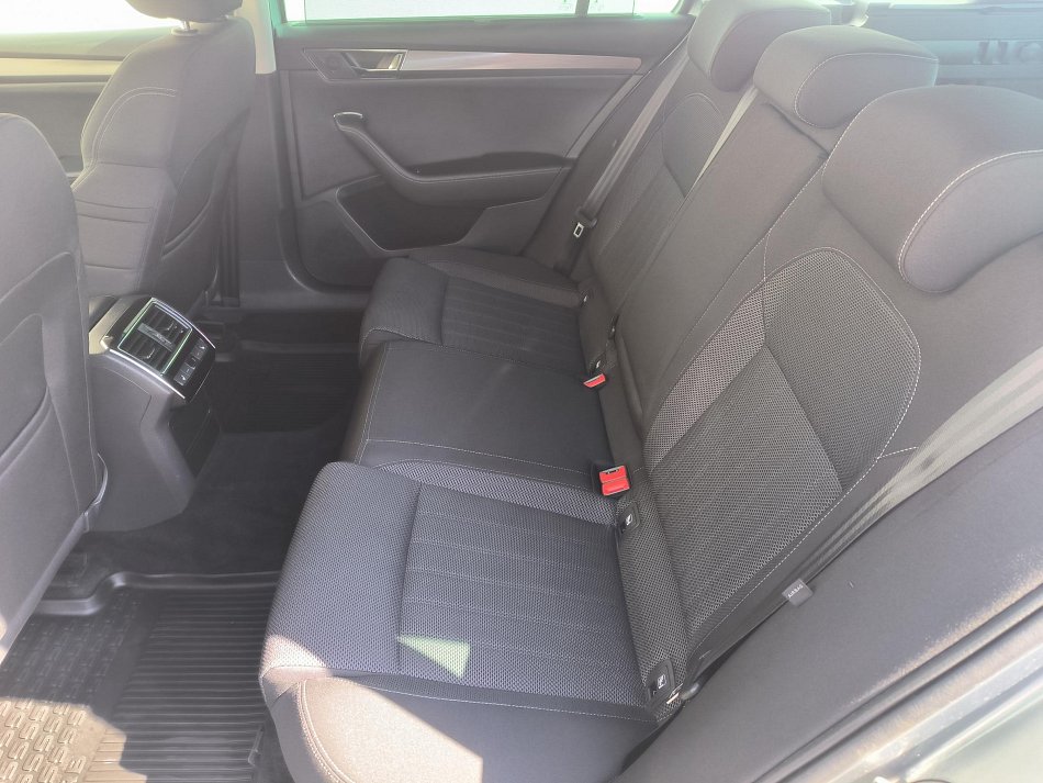 Škoda Superb III 2.0 TDi Style 4x4