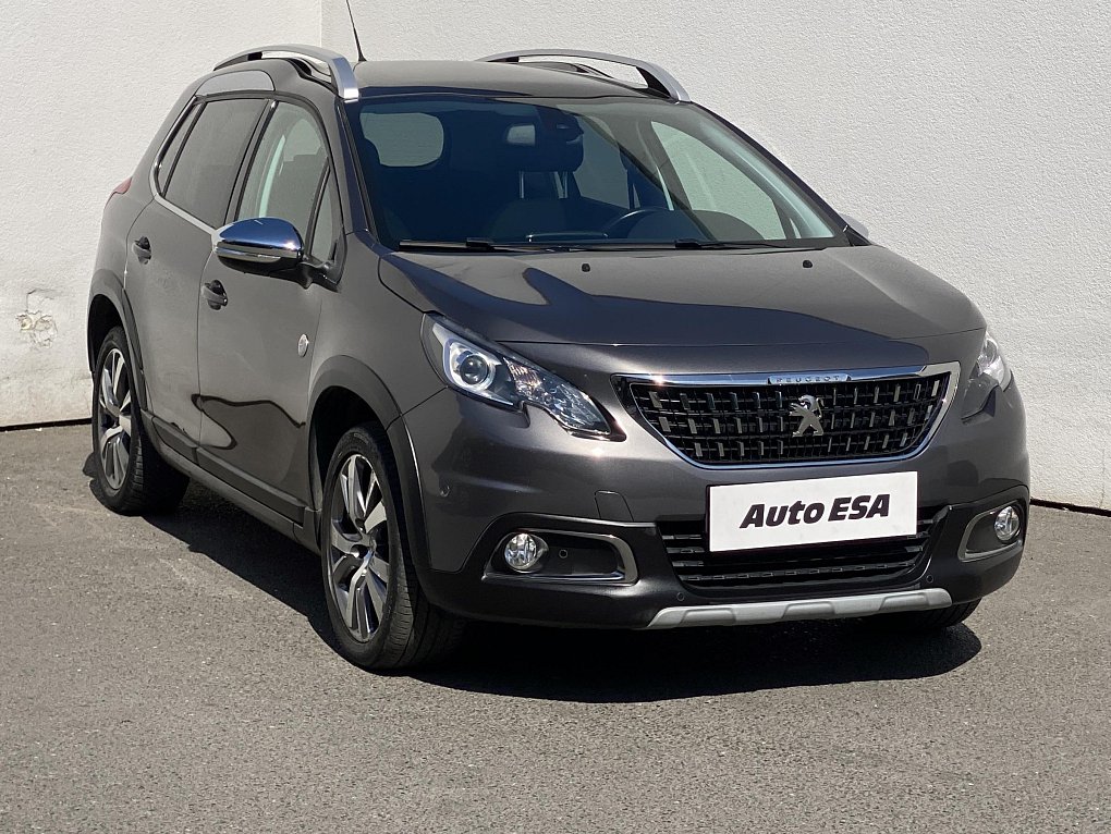 Peugeot 2008 1.2PT Crossway