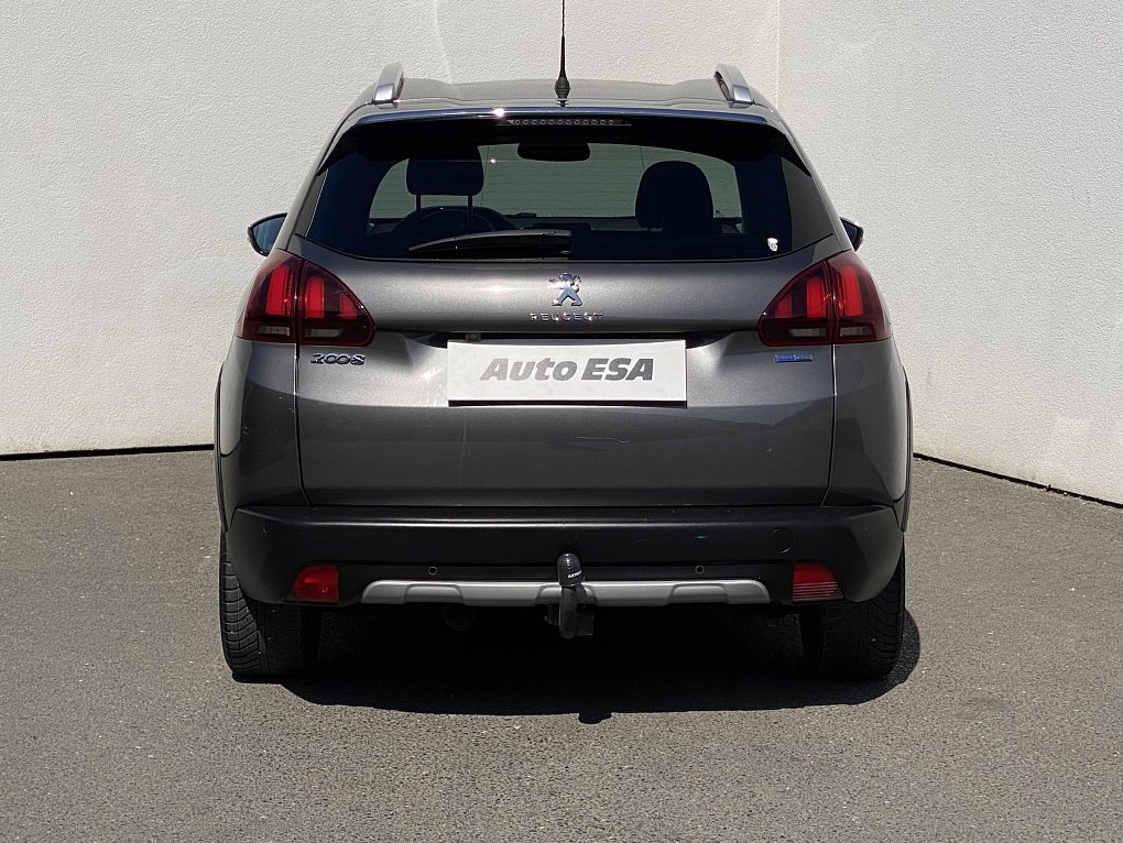 Peugeot 2008 1.2PT Crossway