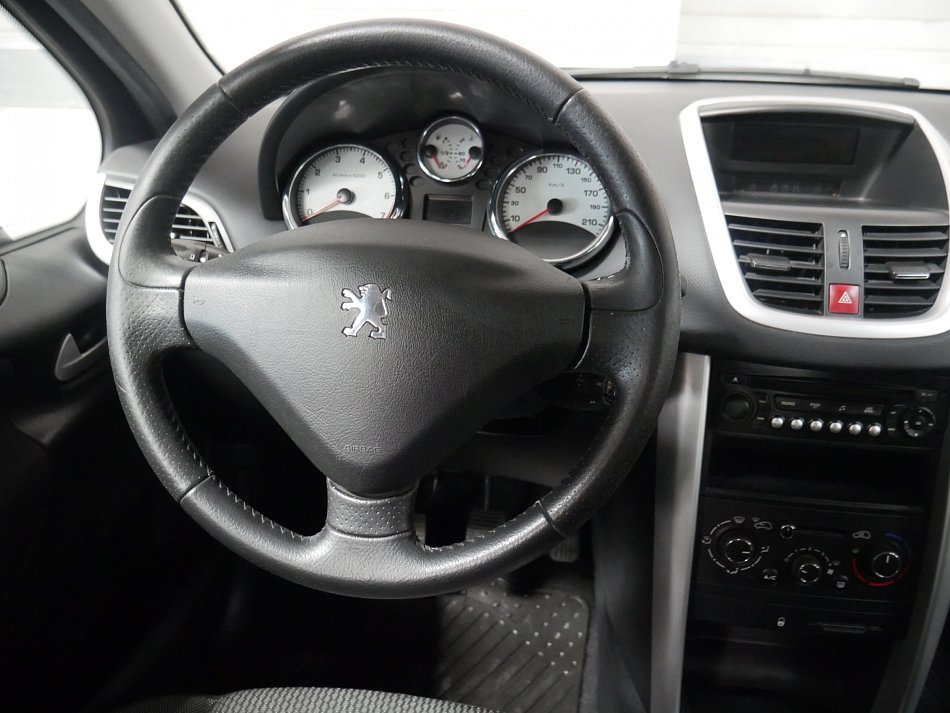 Peugeot 207 1.4i 