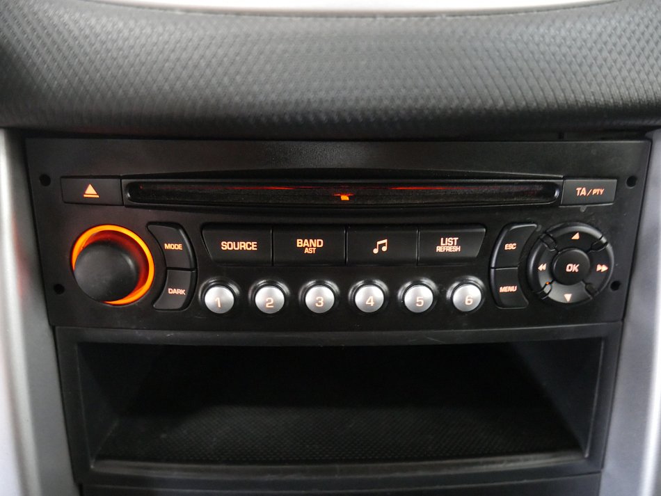 Peugeot 207 1.4i 