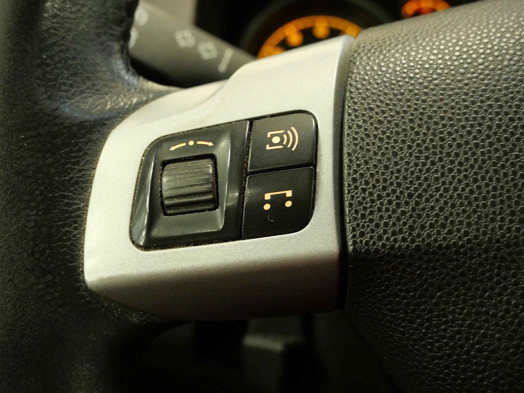 Opel Zafira 1.6i  7 míst