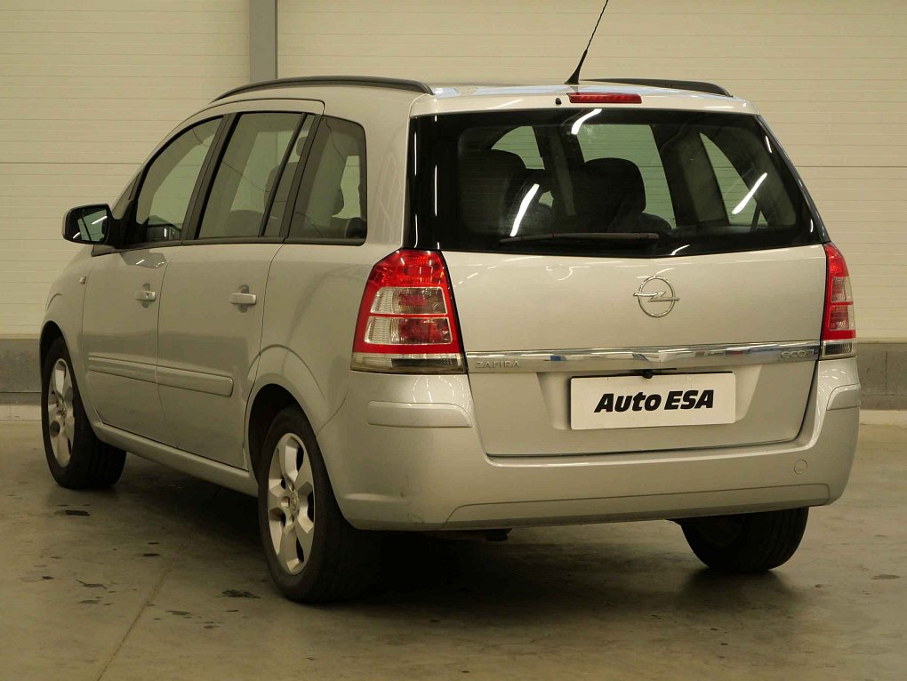 Opel Zafira 1.6i  7 míst