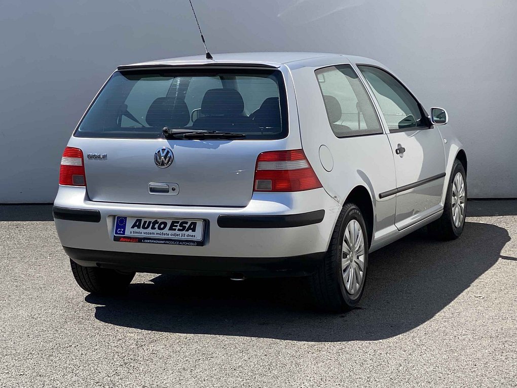 Volkswagen Golf 1.4 16V  IV