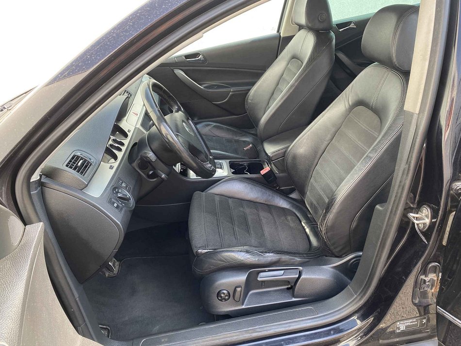 Volkswagen Passat 3.2FSi  4x4