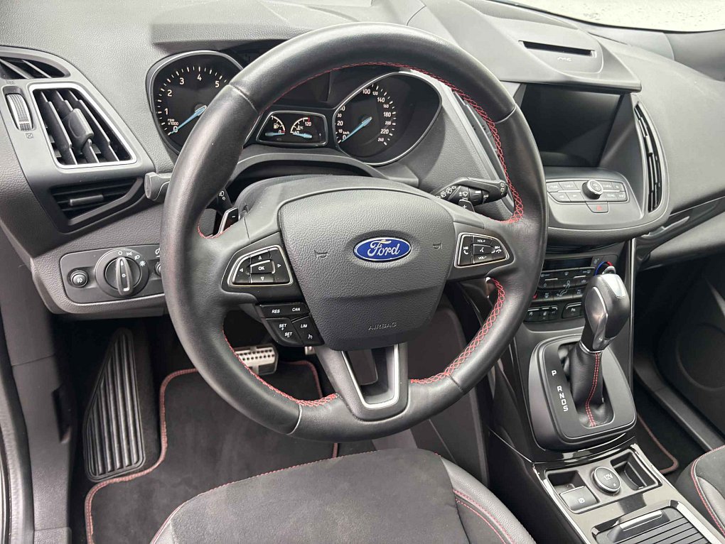 Ford Kuga 2.0EB ST-Line AWD